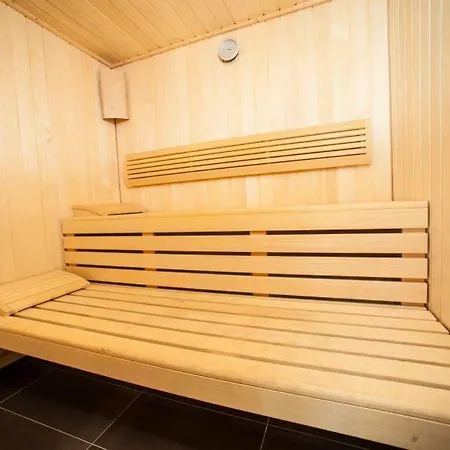 Apartament Summer Escape Polanki Z Basenem Zewnetrznym I Sauna Kołobrzeg